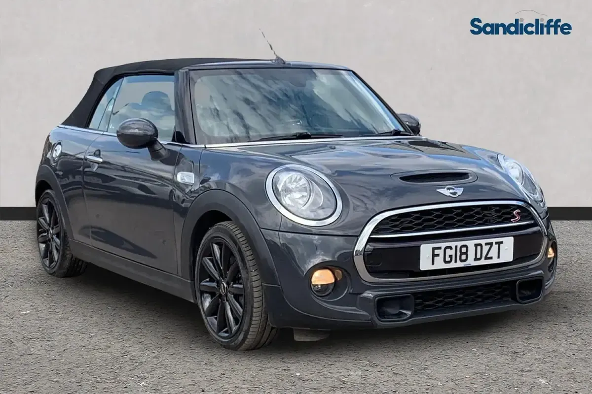 Begagnad Mini Cooper S Hatch 192 HK (141 kW) 2018 Halvkombi