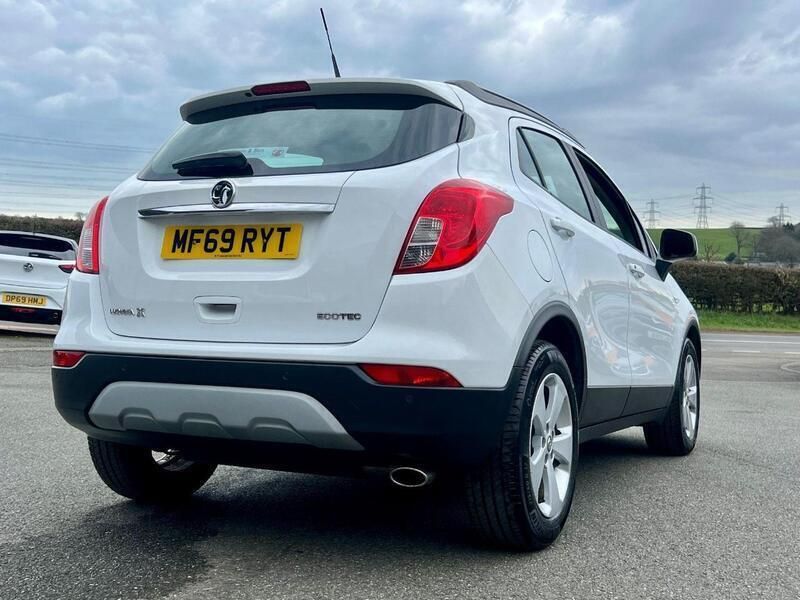 Arctic white Used 2019 Vauxhall Mokka X Active SUV | £13,995 (Expensive) - Image 1/4