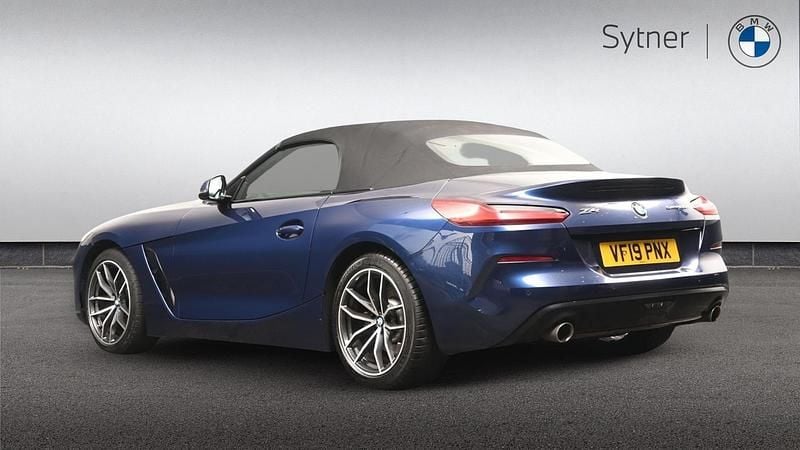 Used BMW Z4 Sport Line 194 HP (142 kW) 2019 Blue Cabriolet