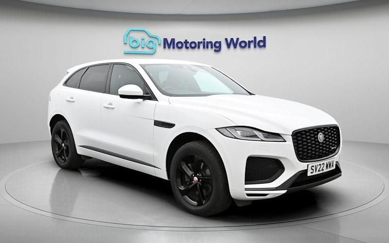 Second-hand Jaguar F-Pace R-Dynamic 204 CP (150 kW) 2024 SUV