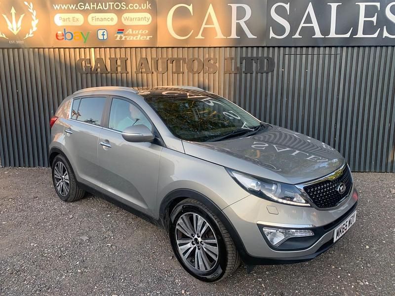 Silver Used 2015 Kia Sportage 3 SUV | £6,415 (Fair price) - Image 1/4