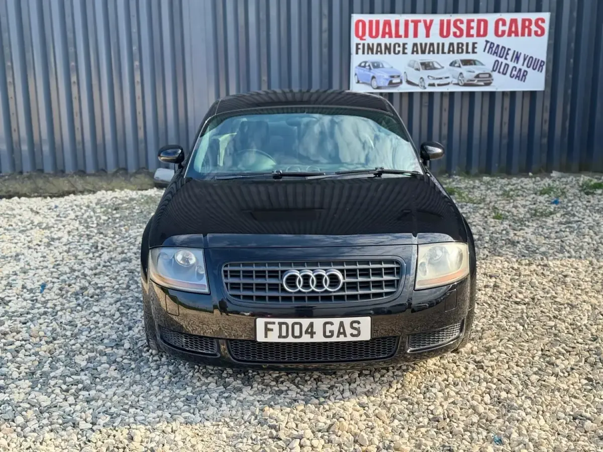 Begagnad Audi TT 2005 Svart Sportkupé