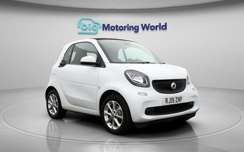 Used Smart ForTwo Coupé Passion 71 HP (52 kW) 2019 White Coupe