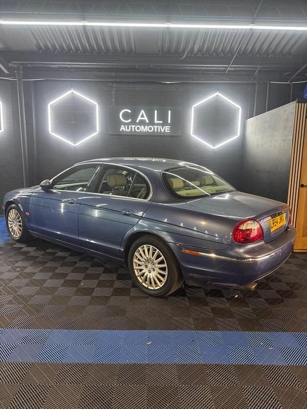 Used Jaguar S-Type SE 238 HP (175 kW) 2004 Blue Sedan