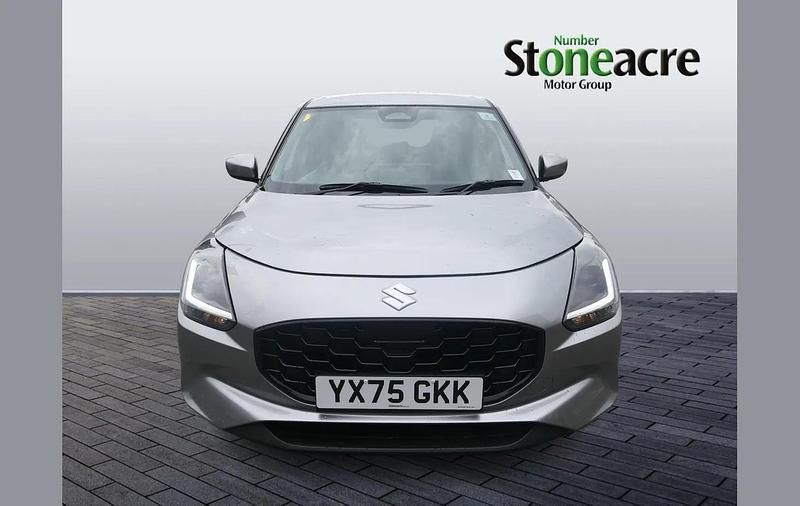 New Suzuki Swift 80 HP (58 kW) 2025 Silver Hatchback