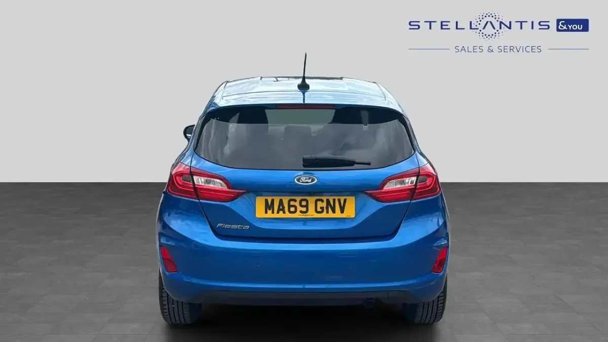 Used Ford Fiesta Titanium 99 HP (72 kW) 2019 Blue Hatchback