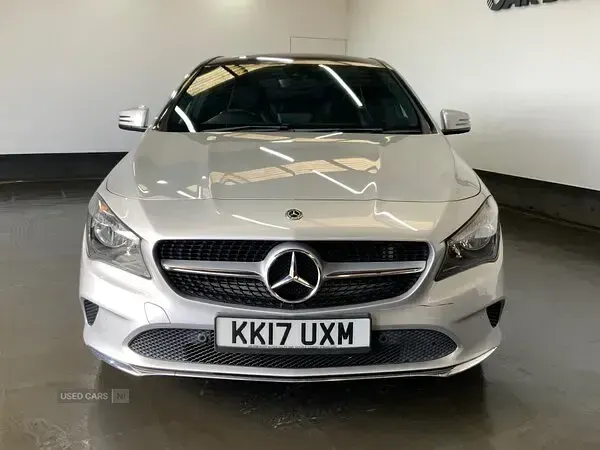Used Mercedes CLA220 177 HP (130 kW) 2017 Silver Coupe