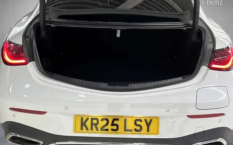 Used Mercedes E300 AMG line 313 HP (230 kW) 2025 White Coupe