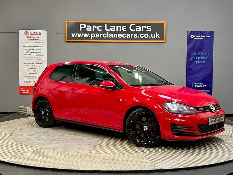 Used VW Golf VII GTI 2015 Red Hatchback