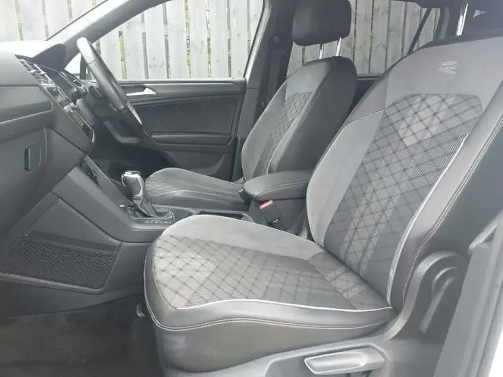 Used VW Tiguan Allspace R-line 150 HP (110 kW) 2022 White SUV