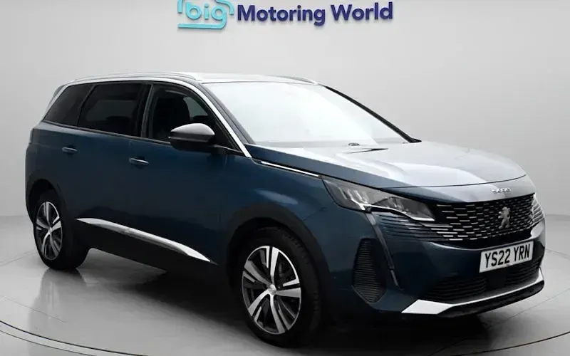 Used Peugeot 5008 Allure Premium 131 HP (96 kW) 2022 SUV