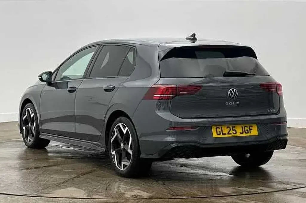 Used VW Golf VIII R-line 150 HP (110 kW) 2025 Grey Hatchback