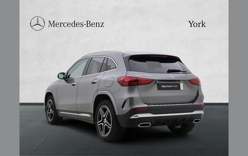 Used Mercedes GLA250 Executive 214 HP (157 kW) 2025 Grey SUV