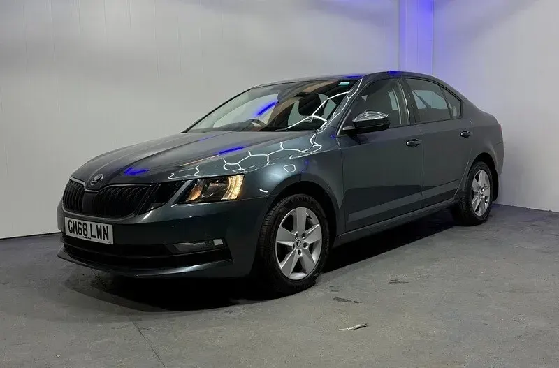 Used Skoda Octavia SE 115 HP (84 kW) 2019 Grey Hatchback