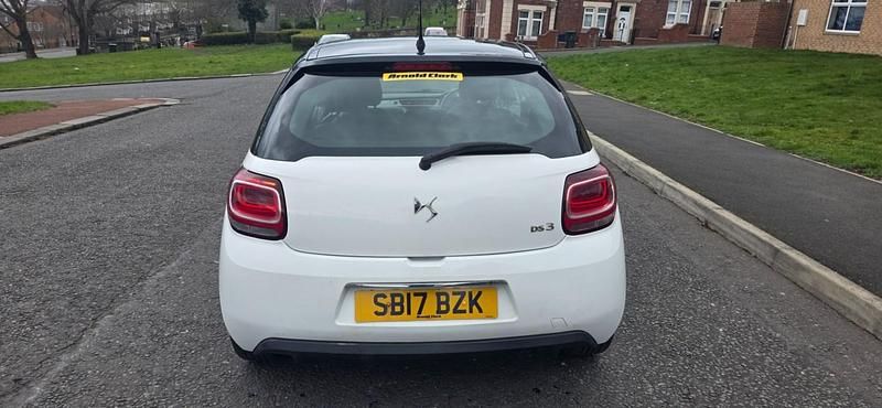 Used DS Automobiles DS3 Chic 2017 White Hatchback