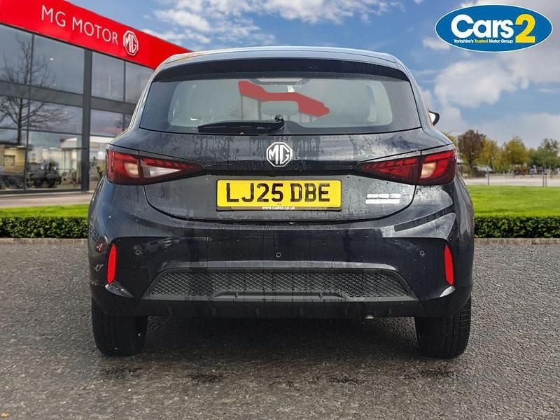 Usado MG MG3 Trophy 194 CV (142 kW) 2025 Negro Utilitario