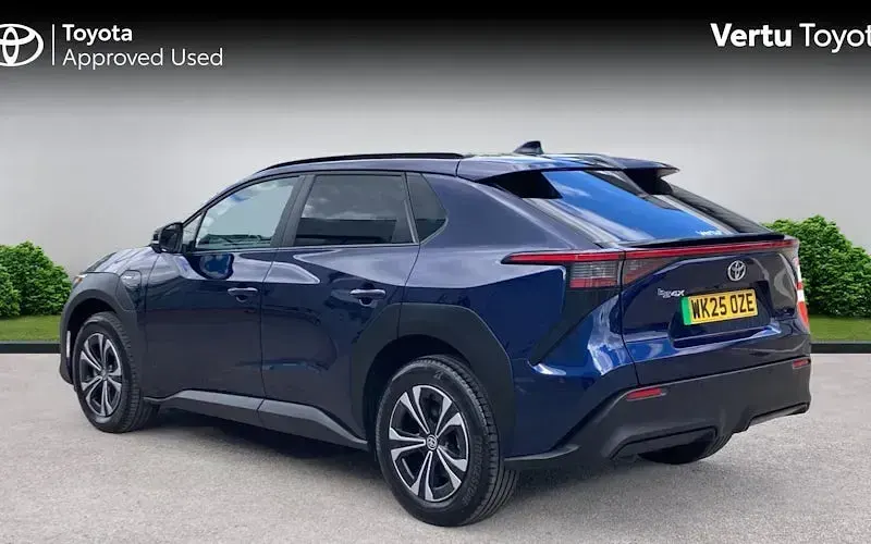 Usado Toyota bZ4X 150 kW (204 HP) 2026 SUV