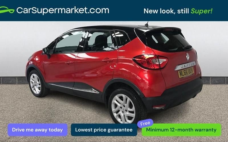 Used Renault Captur Dynamique 90 HP (66 kW) 2016 Red/black SUV
