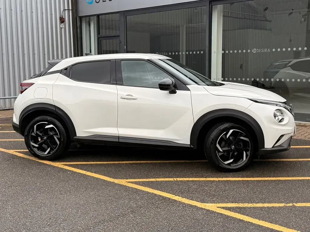 Used Nissan Juke N-Connecta 2023 White SUV