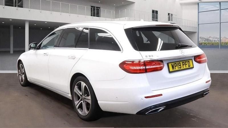 Used Mercedes E220 Premium 2019 White Estate