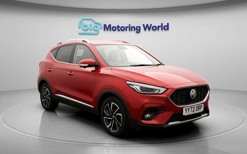Used MG ZS Exclusive 106 HP (77 kW) 2023 Red SUV
