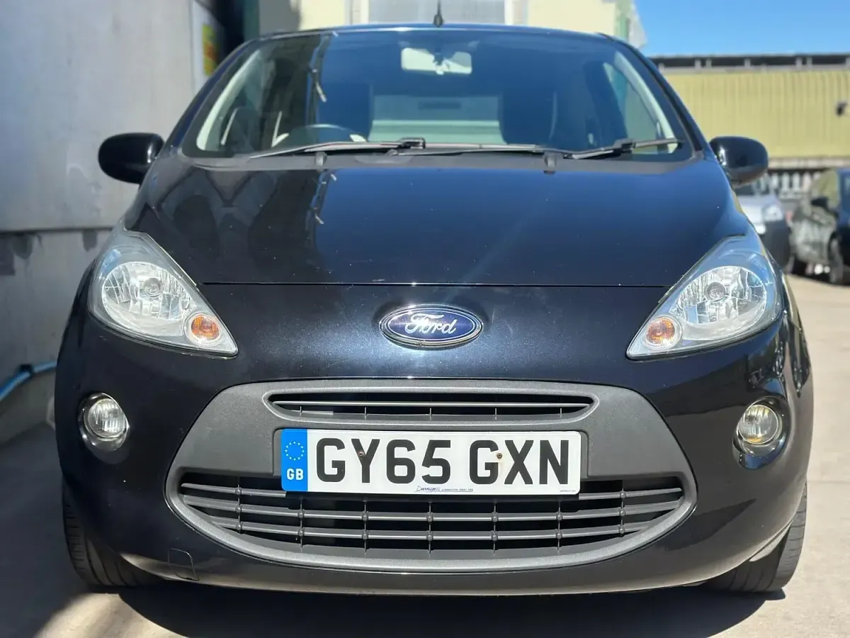 Used Ford Ka Zetec 69 HP (50 kW) 2015 Black Hatchback