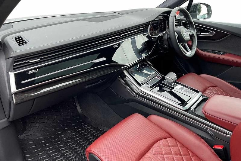 Used Audi SQ7 Comfort 507 HP (372 kW) 2023 White SUV