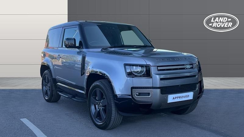 Used 2024 Land Rover Defender HSE Dynamic SUV | £58,325 (Super price) - Image 1/3
