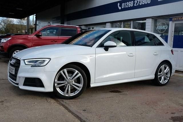 Used Audi A3 Sportback S-Line 114 HP (83 kW) 2019 White Hatchback