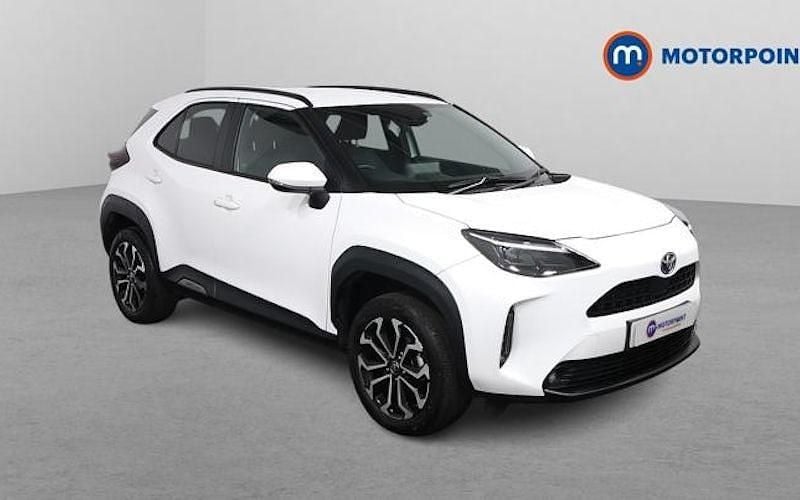 Used Toyota Yaris Hybrid Design 116 HP (85 kW) 2026 Estate