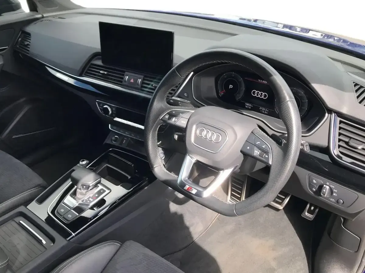 Used Audi Q5 Black Edition 204 HP (150 kW) 2024 Blue SUV