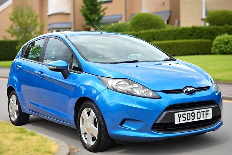 Blue Used 2009 Ford Fiesta Style Hatchback | £4,295 (Fair price) - Image 1/4