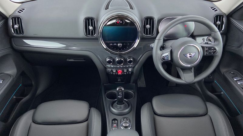 Used Mini Cooper Countryman Classic 134 HP (98 kW) 2023 Silver SUV