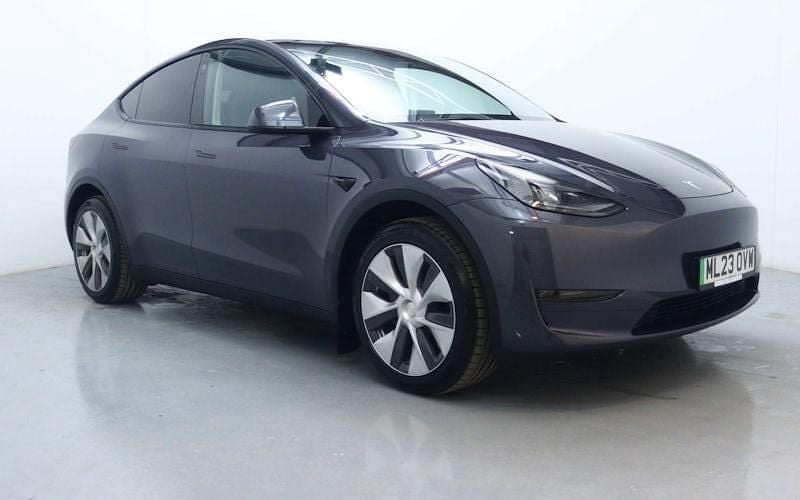 Used Tesla Model Y Long Range AWD 286 kW (389 HP) 2025 SUV