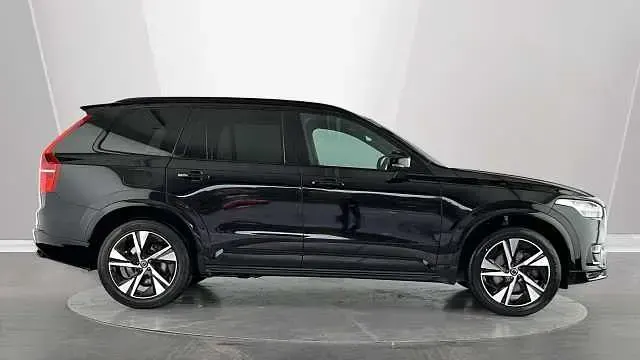 Used Volvo XC90 R-Design 232 HP (170 kW) 2022 SUV