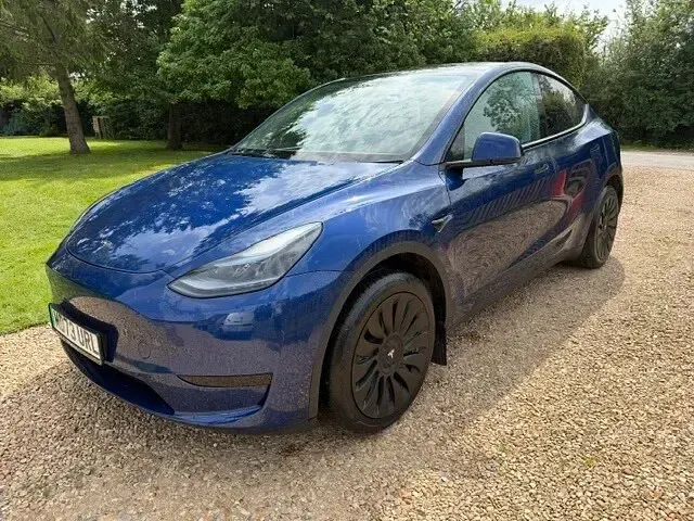 Used Tesla Model Y RWD 219 kW (299 HP) 2023 Blue SUV