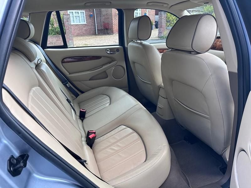 Usado Jaguar X-type Sovereign 2007 Azul Carrinha