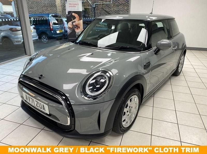 Used Mini ONE Classic 102 HP (75 kW) 2022 Grey Hatchback