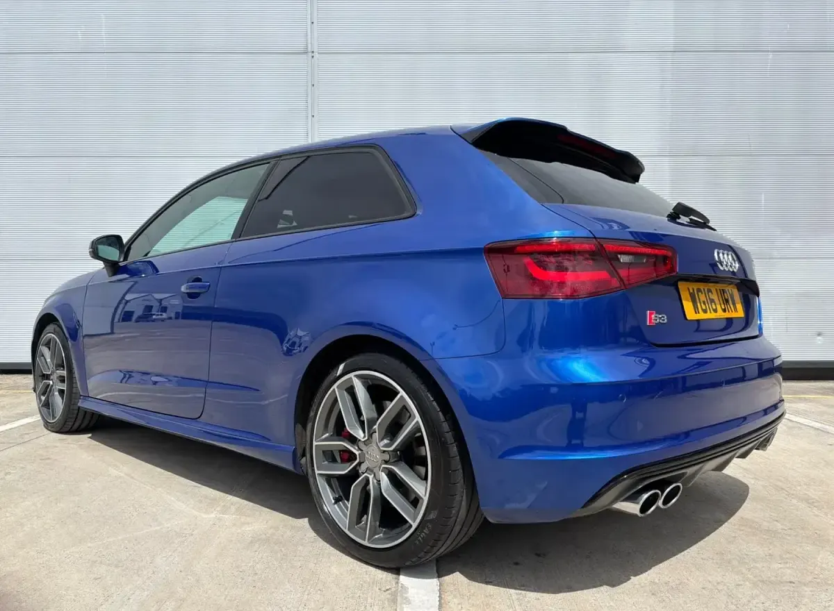 Used Audi S3 Sportback Performance 310 HP (228 kW) 2016 Blue Hatchback