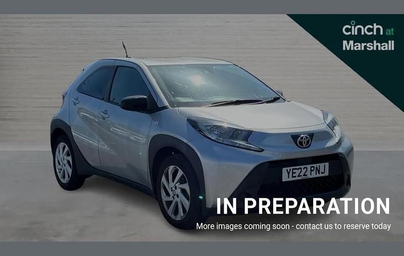 Silver Used 2022 Toyota Aygo X PURE SUV | £12,644 - Image 1/4