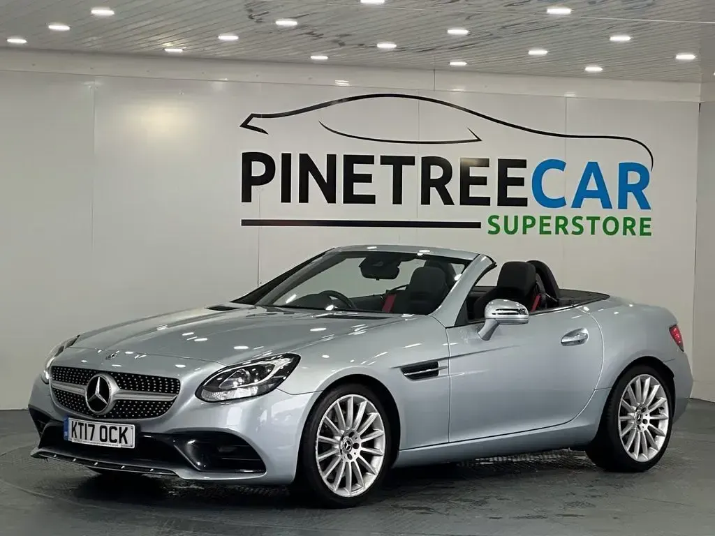 Usado Mercedes SLC300 AMG line 245 HP (180 kW) 2017 Prateado Cabrios
