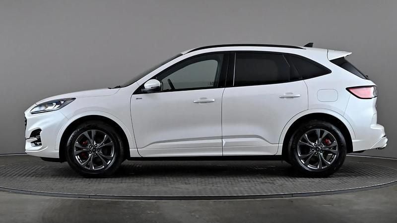 Used Ford Kuga ST-Line 150 HP (110 kW) 2023 White SUV