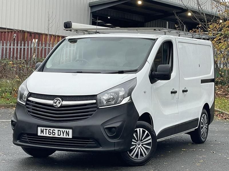 Used Vauxhall Vivaro 2016 White MPV