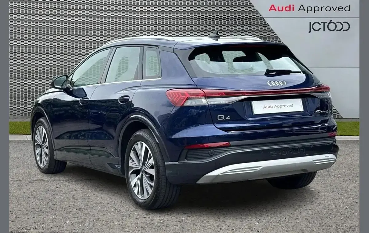 Used Audi Q4 e-tron Sport 150 kW (204 HP) 2022 Blue SUV