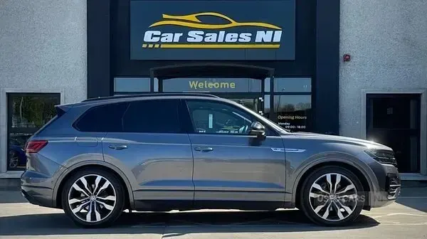 Usado VW Touareg Black Edition 286 HP (210 kW) 2020 Cinzento SUV