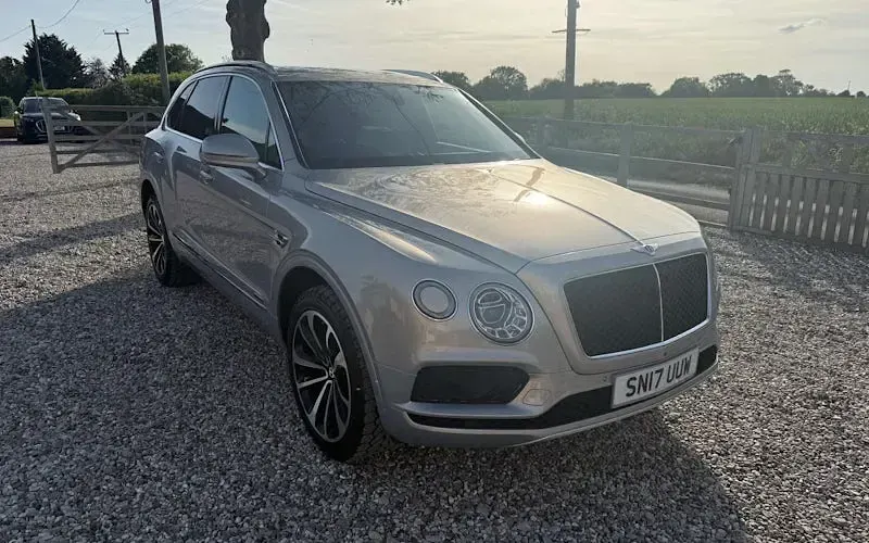 Used Bentley Bentayga 435 HP (319 kW) 2018 SUV