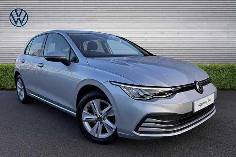 Used VW Golf VIII Life 130 HP (95 kW) 2021 Silver Hatchback