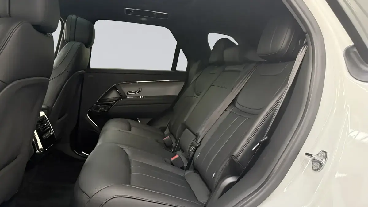Used Land Rover Range Rover Sport SE Dynamic 2025 White SUV