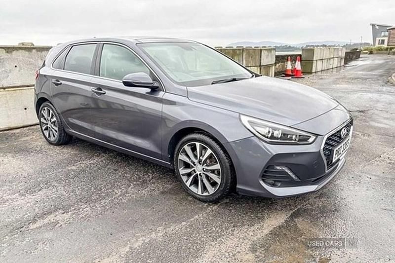 Used Hyundai i30 Premium SE 140 HP (102 kW) 2019 Grey Hatchback
