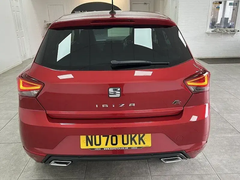 Used Seat Ibiza FR Sport 115 HP (84 kW) 2020 Red Hatchback